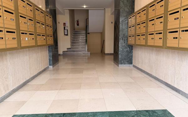 Appartement à vendre    4 pièces • 183,28 m2 Nice