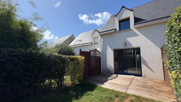 Maison 2 chambres avec jardin dans le bourg de Plougoumelen