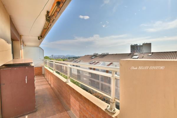 Marseille (13014) APPARTEMENT T5 DE 102 m2, Traversant, sa Cave, son Parking ses 2 balcons avec leur vue dégagée