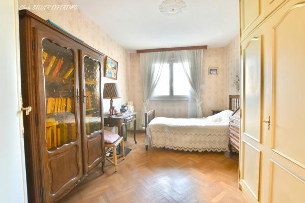 Marseille (13014) APPARTEMENT T5 DE 102 m2, Traversant, sa Cave, son Parking ses 2 balcons avec leur vue dégagée