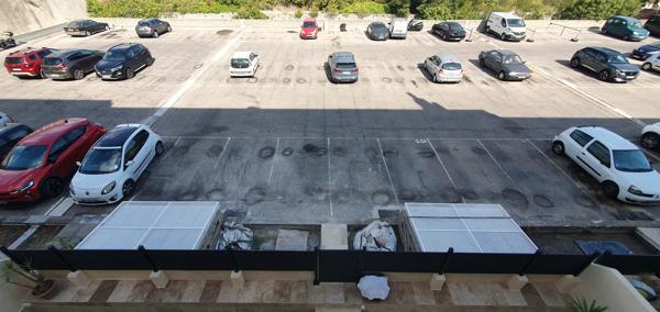 Marseille (13014) APPARTEMENT T5 DE 102 m2, Traversant, sa Cave, son Parking ses 2 balcons avec leur vue dégagée
