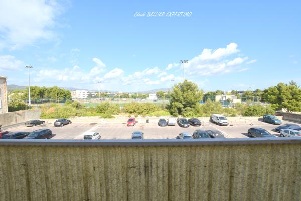 Marseille (13014) APPARTEMENT T5 DE 102 m2, Traversant, sa Cave, son Parking ses 2 balcons avec leur vue dégagée