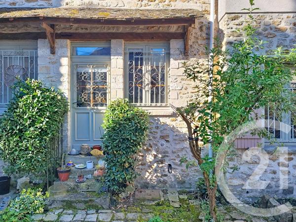 Maison à vendre  8 pièces - 210 m 2   PERTHES  - 77