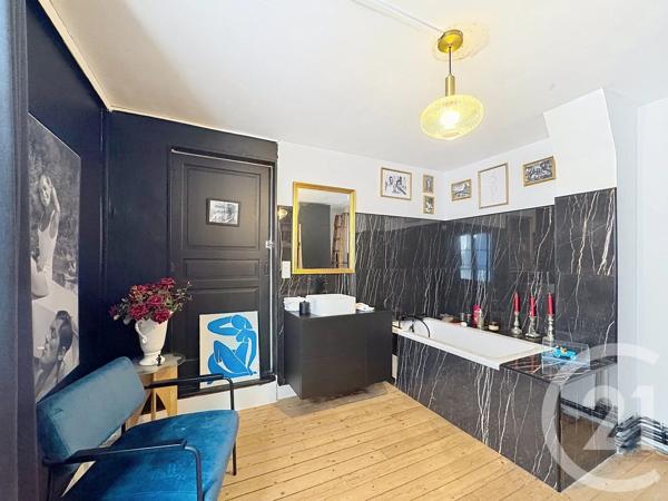 Maison à vendre  8 pièces - 210 m 2   PERTHES  - 77