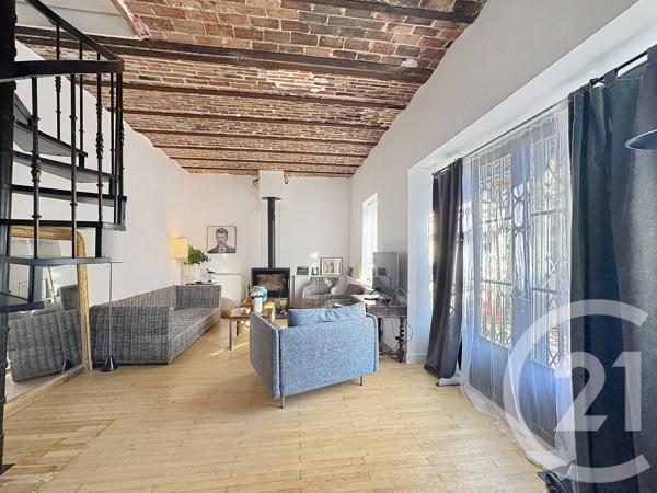 Maison à vendre  8 pièces - 210 m 2   PERTHES  - 77