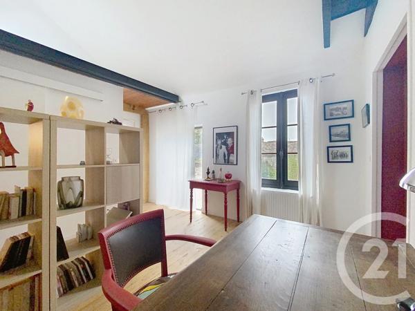 Maison à vendre  8 pièces - 210 m 2   PERTHES  - 77