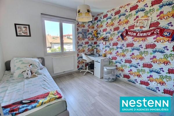 maison recente, 4 chambres, suite parentale, piscine, commerces, calme