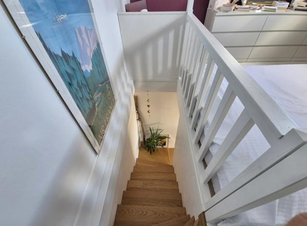 CHARTRONS - DUPLEX - LUMINEUX - CHARME DE L'ANCIEN - PARFAIT ETAT