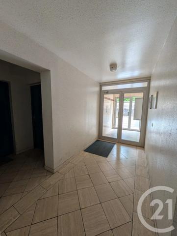 Appartement F4 à vendre  4 pièces - 72,98 m 2   EPERNON  - 28