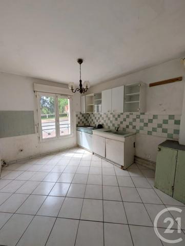 Appartement F4 à vendre  4 pièces - 72,98 m 2   EPERNON  - 28