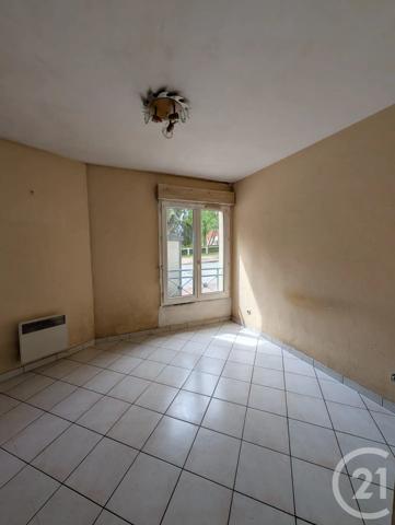 Appartement F4 à vendre  4 pièces - 72,98 m 2   EPERNON  - 28