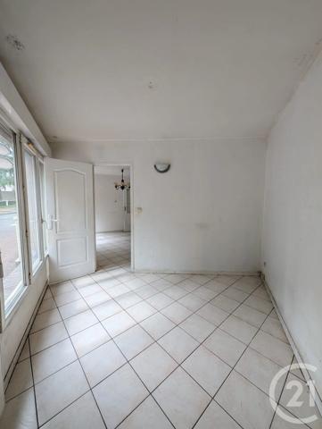 Appartement F4 à vendre  4 pièces - 72,98 m 2   EPERNON  - 28