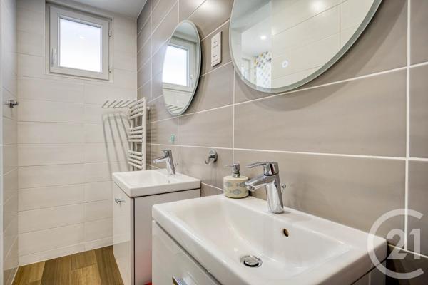 Maison à vendre  5 pièces - 107 m 2   MONTGERON  - 91