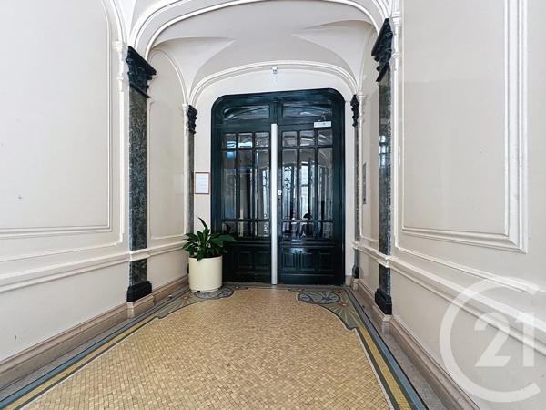Appartement F4 à vendre  4 pièces - 80,31 m 2   LEVALLOIS PERRET  - 92