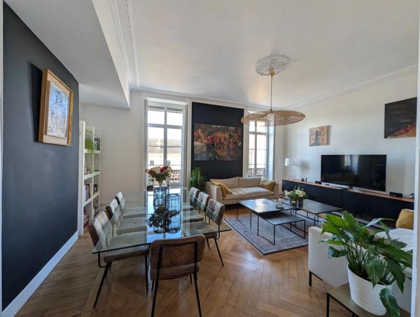 CHALON SUR SAONE (71) à vendre appartement de standing 141 m² ascenseur, garage, place de parking !