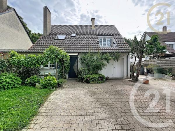 Maison à vendre  6 pièces - 102,53 m 2   ST FARGEAU PONTHIERRY  - 77