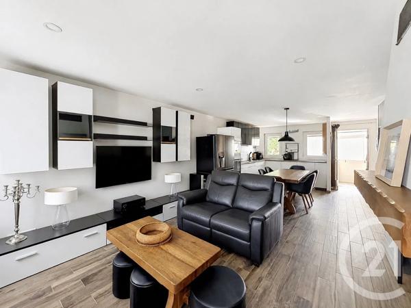Maison à vendre  6 pièces - 102,53 m 2   ST FARGEAU PONTHIERRY  - 77