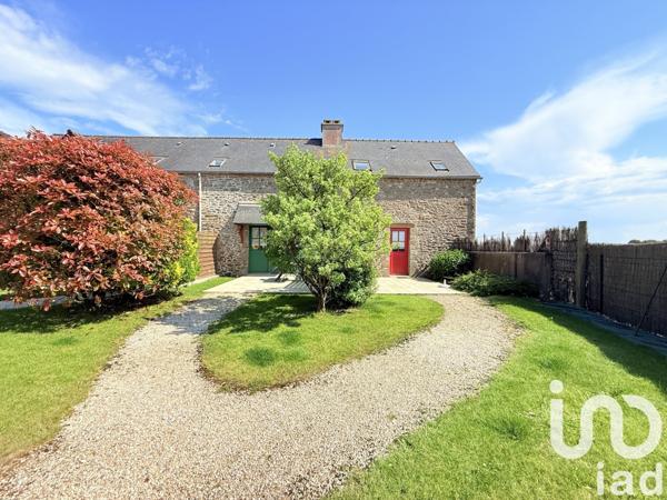 Gîte 6 pièces de 114 m² à Saint-Méloir-des-Ondes (35350)