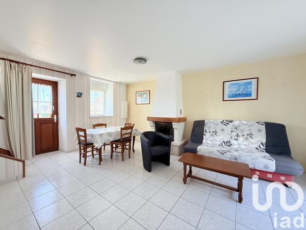 Gîte 6 pièces de 114 m² à Saint-Méloir-des-Ondes (35350)