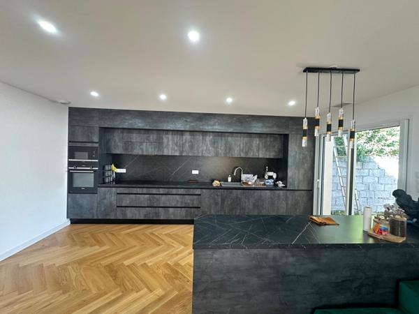 Maison comtempraine en centre ville