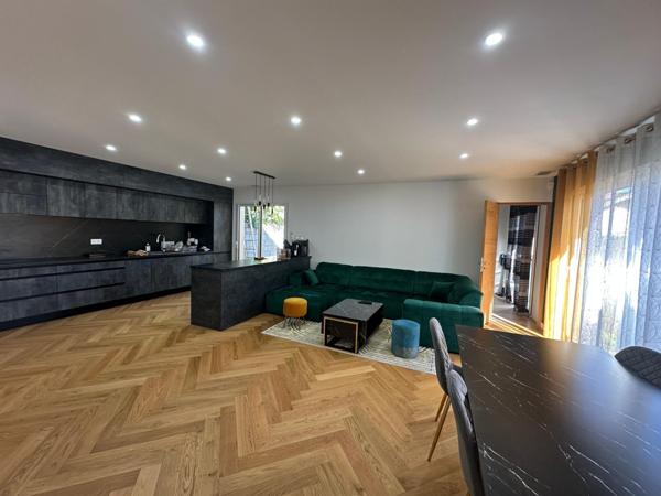 Maison comtempraine en centre ville