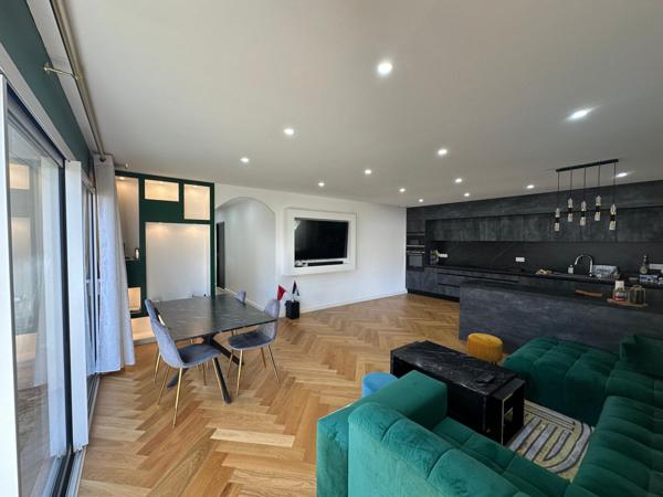 Maison comtempraine en centre ville