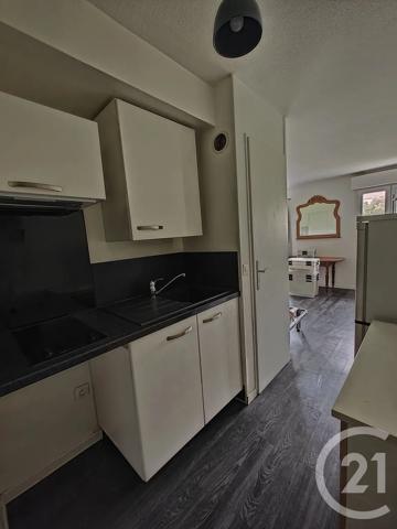 Appartement T1 à vendre  1 pièce - 28,50 m 2   CHILLY MAZARIN  - 91