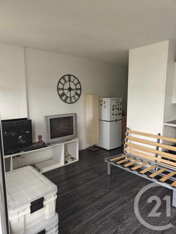 Appartement T1 à vendre  1 pièce - 28,50 m 2   CHILLY MAZARIN  - 91
