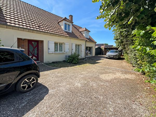 Maison avec piscine au coeur de Fontenay le Vicomte