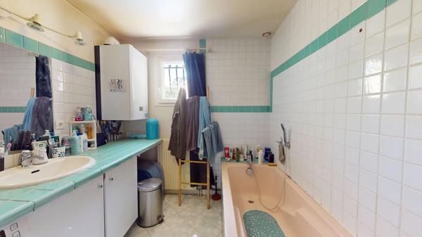 Maison avec piscine au coeur de Fontenay le Vicomte