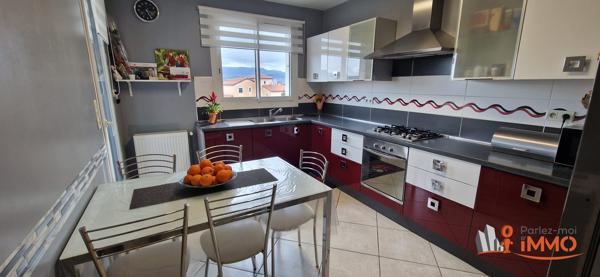 100m² habitables + 110m² de garage transformables
