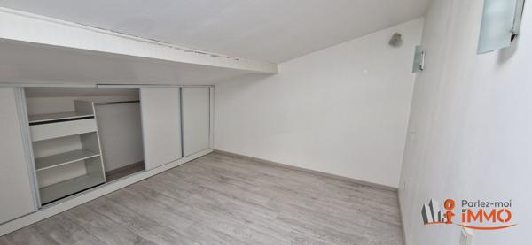 100m² habitables + 110m² de garage transformables