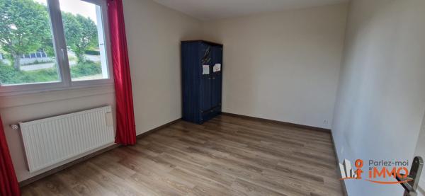 100m² habitables + 110m² de garage transformables
