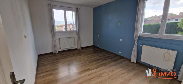 100m² habitables + 110m² de garage transformables