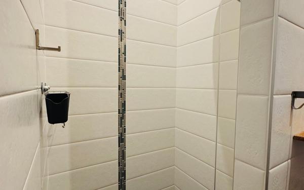 Appartement à vendre    3 pièces • 60 m2 Sète