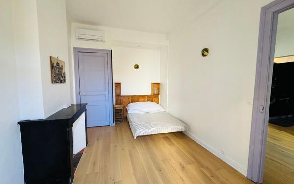 Appartement à vendre    3 pièces • 60 m2 Sète