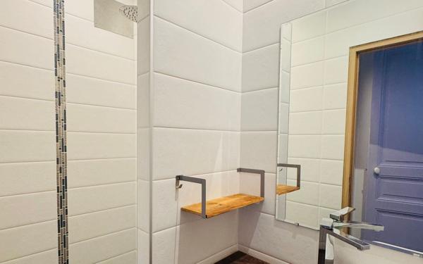 Appartement à vendre    3 pièces • 60 m2 Sète