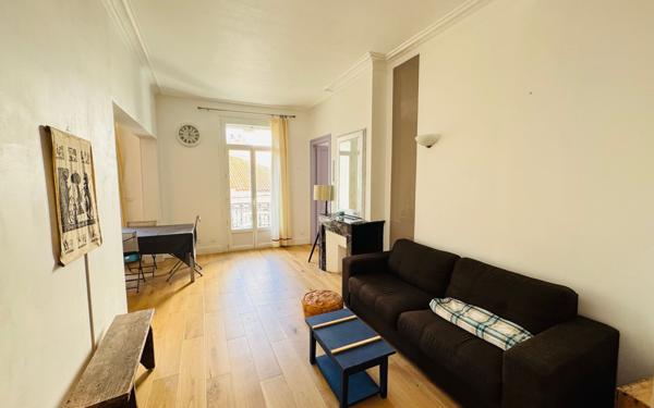 Appartement à vendre    3 pièces • 60 m2 Sète