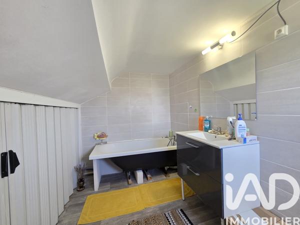 Maison à vendre 3 pièces 76,25 m² Lencloître
