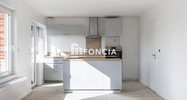À vendre Appartement 4 pièces 69 m² - Lille 59800