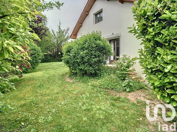 Maison traditionnelle 6 pièces de 163 m² à Bully-les-Mines (62160)