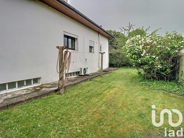 Maison traditionnelle 6 pièces de 163 m² à Bully-les-Mines (62160)