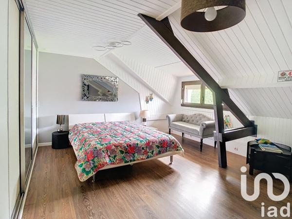 Maison traditionnelle 6 pièces de 163 m² à Bully-les-Mines (62160)