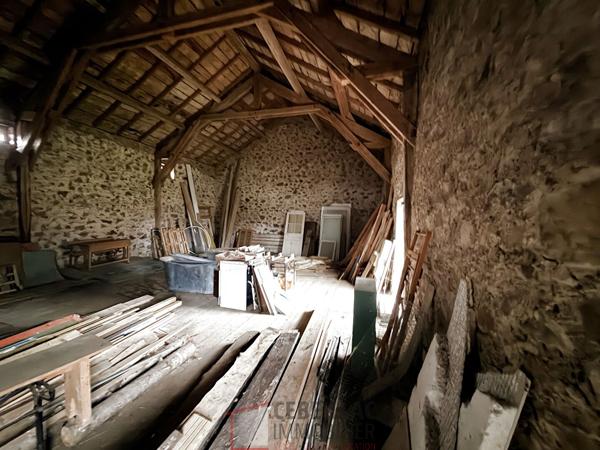 Maison avec 4000 m2 de terrain