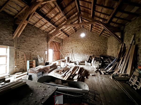 Maison avec 4000 m2 de terrain