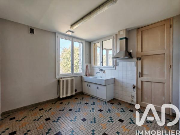Maison à vendre 7 pièces 160 m² Aubenas