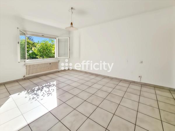 Maison 7 pièces - 143 m²