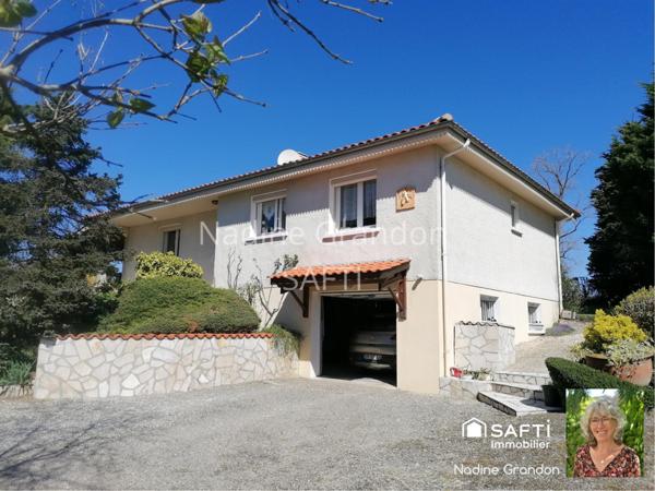 Au calme, jardin clos et arboré, au portes de Baignes