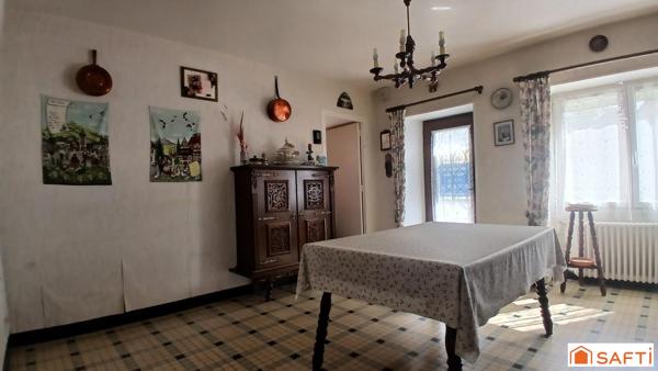 Maison de ville  à 300 mètres du centre de Torigni-sur-Vire