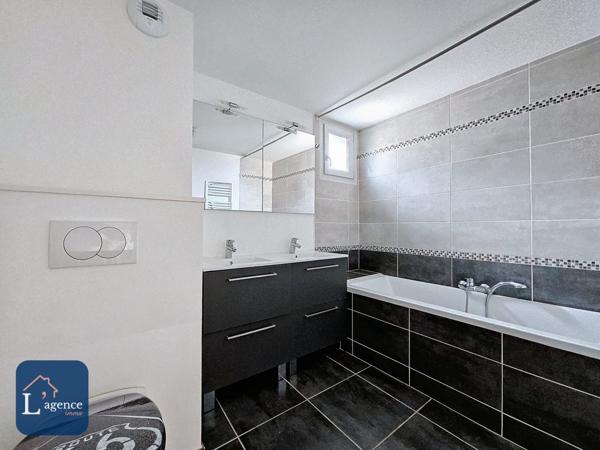 Appartement type 4 85m² garage double cave Ornex 01210